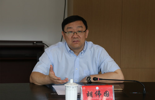 C:\Documents and Settings\Administrator\桌面\IMG_2732_副本.jpg