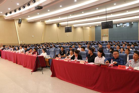 温州市退役军人学院成立大会现场。校方供图