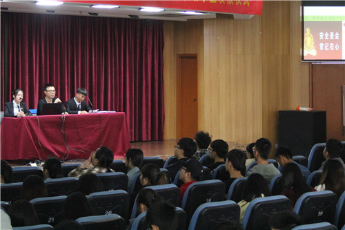 20191120我院组织开展学生安全、感恩担当主题教育 (3).JPG