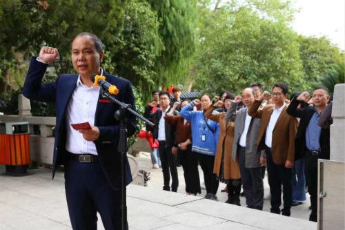 微信图片_宣誓_meitu_1.jpg