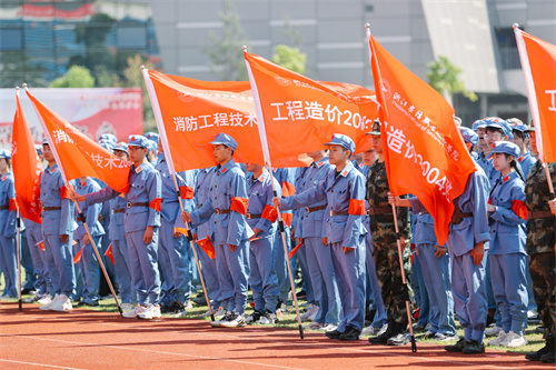红色运动会-2.jpg