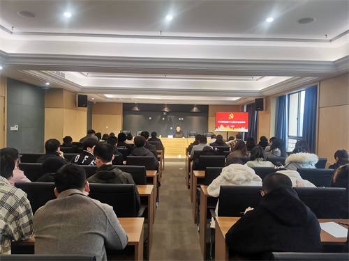 20201218胡伟国为师生解读十九届五中全会精神.jpg