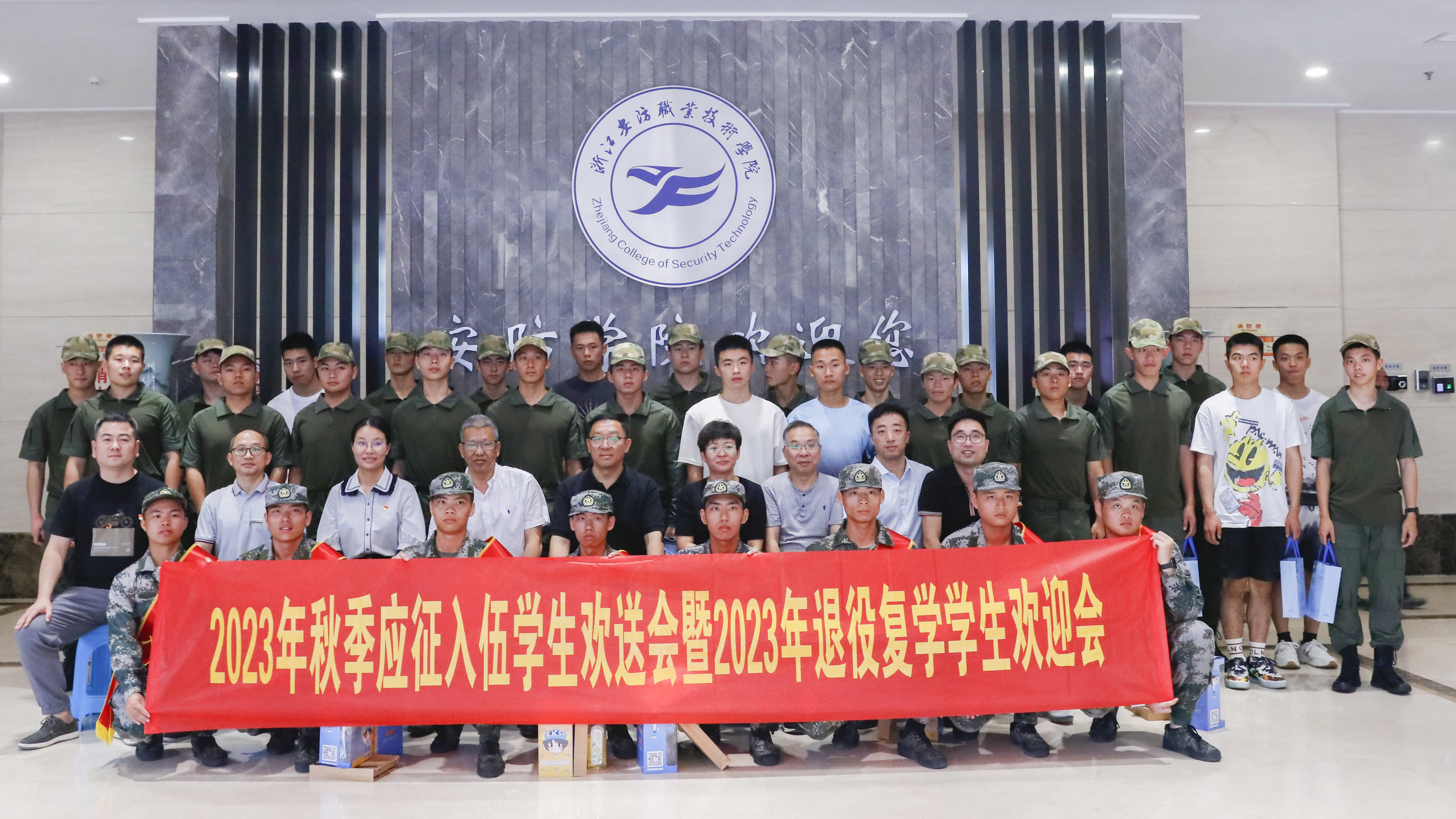 debc4076d5d4ba22f714a76d3ab08ab.jpg