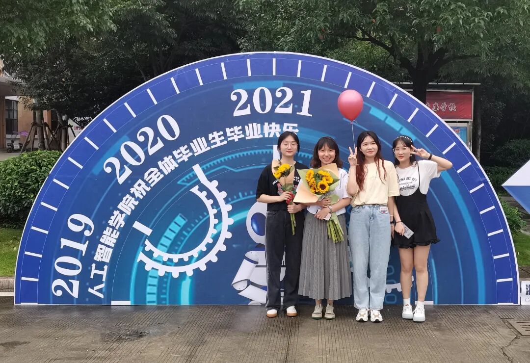 1690f545-abaf-454b-a5f8-0b6c8df05c14.jpg