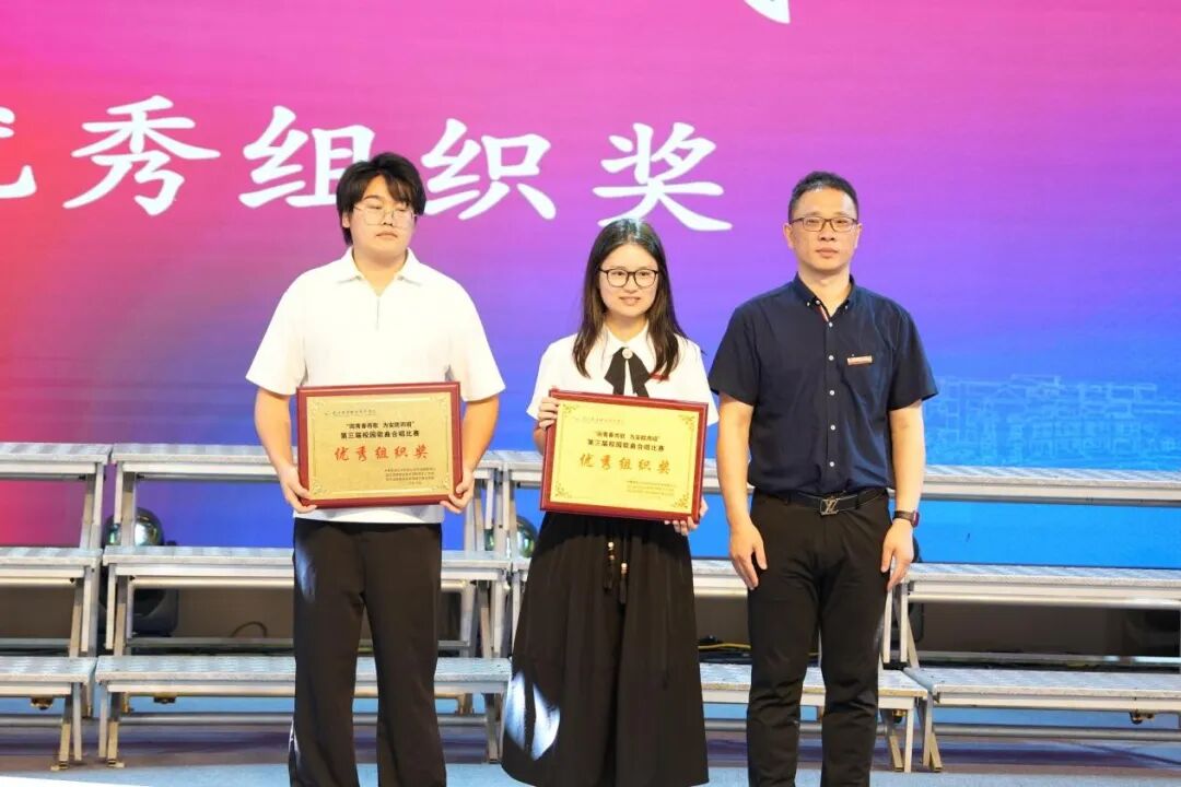 9ef62295-31ff-442d-b999-cd1c97391c41.jpg