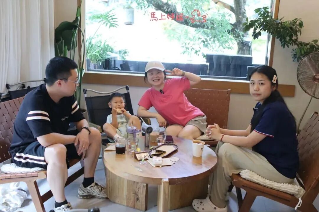 b1e48ea7-1b5c-429d-ba84-a3d841560142.jpg